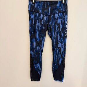 Lulu Lemon for Soul Cycle Blue & Black Patterned Athletic Leggings, size small